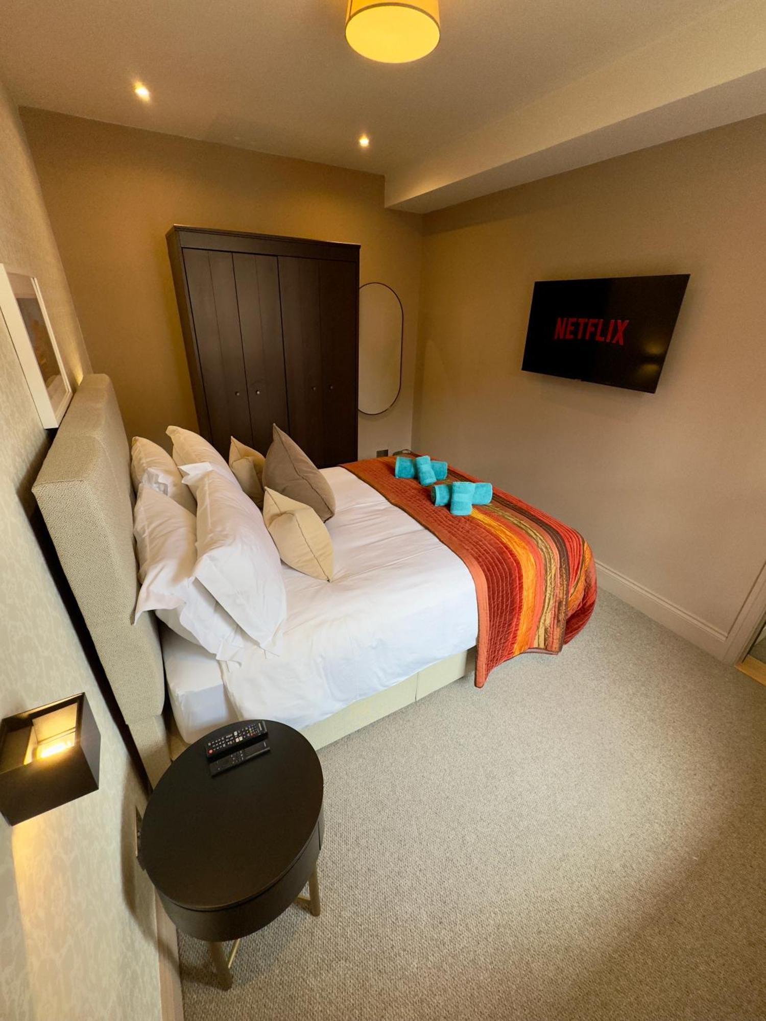 Apartamento Romeo'S Arch High End Luxury In Centre Of Stratford With Parking Exterior foto