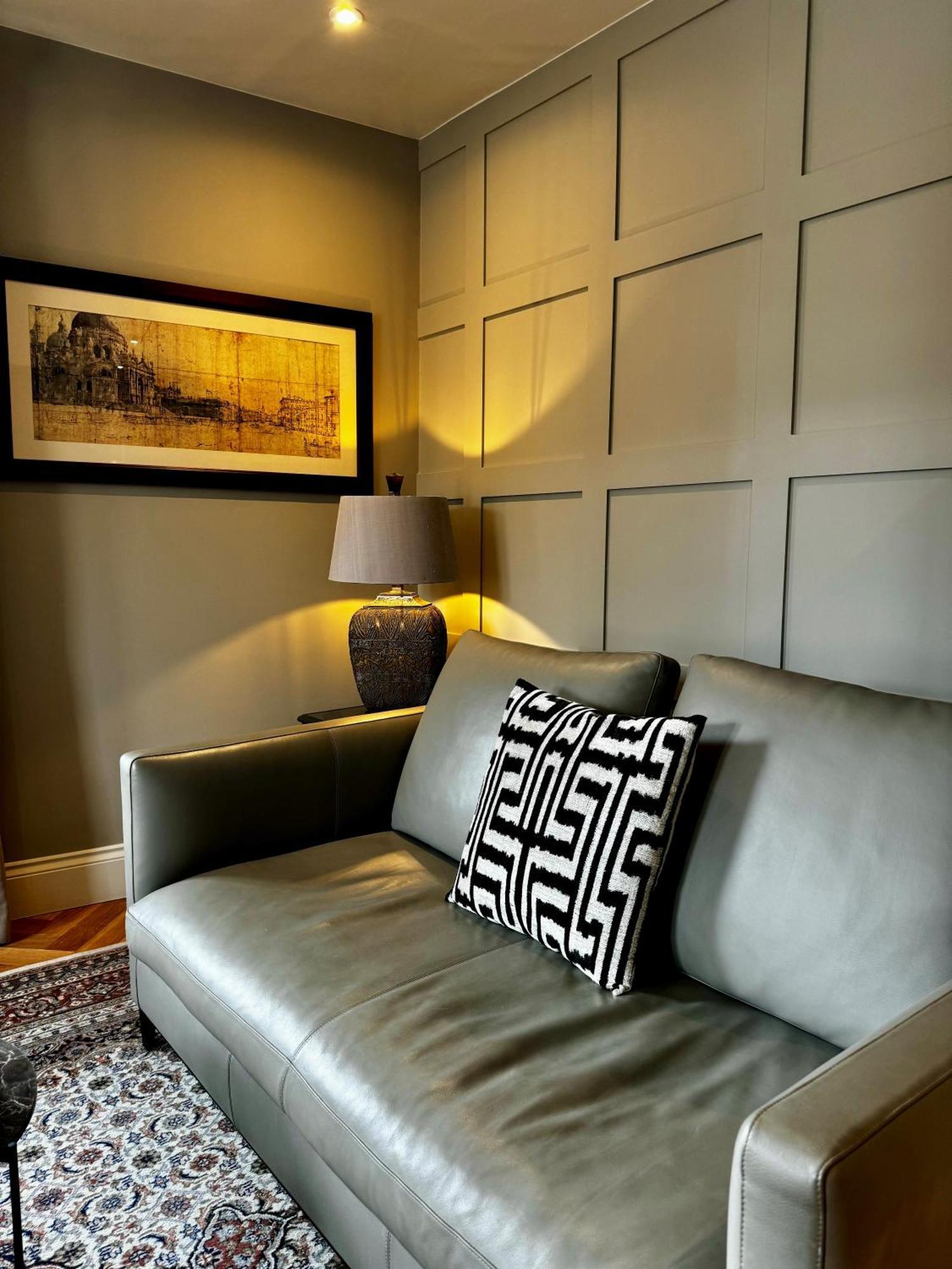 Apartamento Romeo'S Arch High End Luxury In Centre Of Stratford With Parking Exterior foto